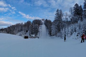 Lomnice nad Popelkou 02_04 2022  (1)