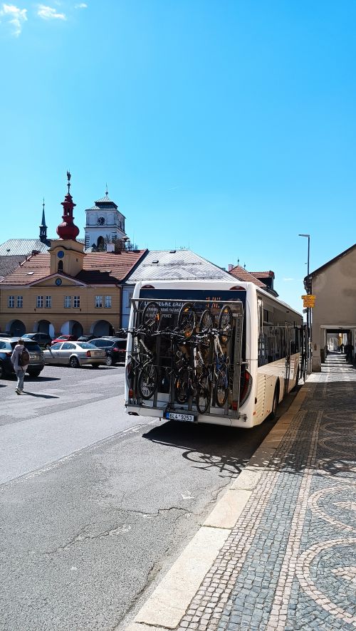 Léto 2026 s linkou 392: Váš přímý spoj do srdce Českého ráje