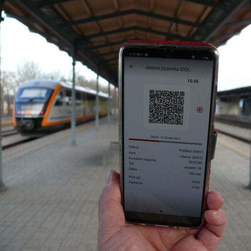 Vše, co potřebujete vědět o jízdenkách IDOL – rychle a přehledně!