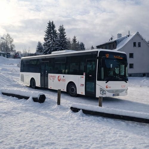 S linkou 145 častěji ke kapličce: Linka 145 rozšiřuje provoz o další pár spojů