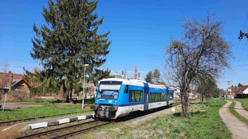 Kraj chce obnovit vlaky do polského Zhořelce, zatím pojedou alespoň do Zawidówa